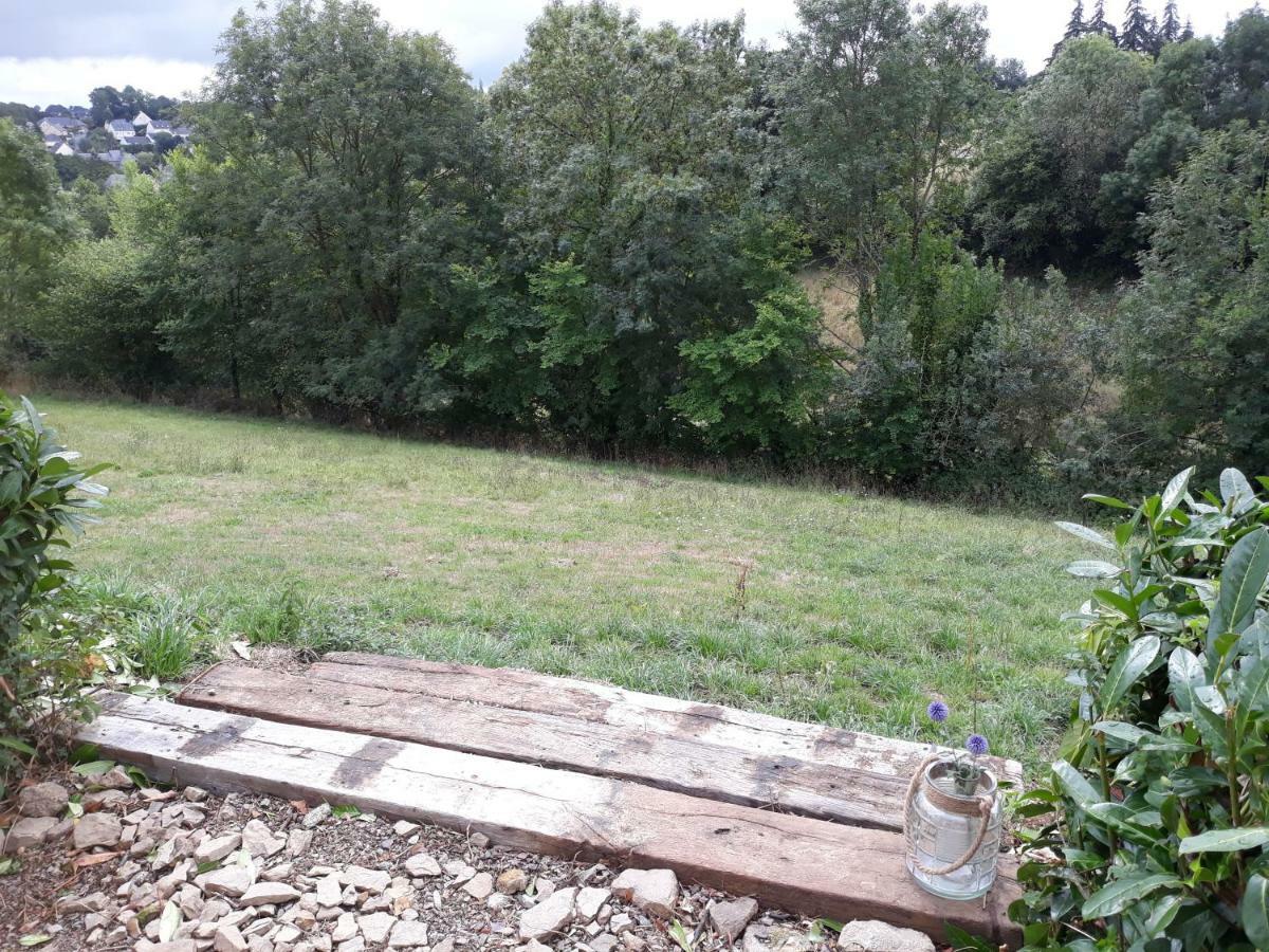 Gites Nature & Espace - Le Puits Des Souhaits Villedieu-les-Poëles Exterior foto