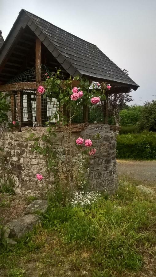 Gites Nature & Espace - Le Puits Des Souhaits Villedieu-les-Poëles Exterior foto